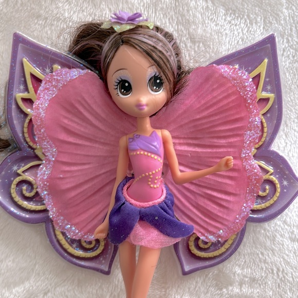 Barbie Blooming Thumbelina Set - Picture 2 of 15